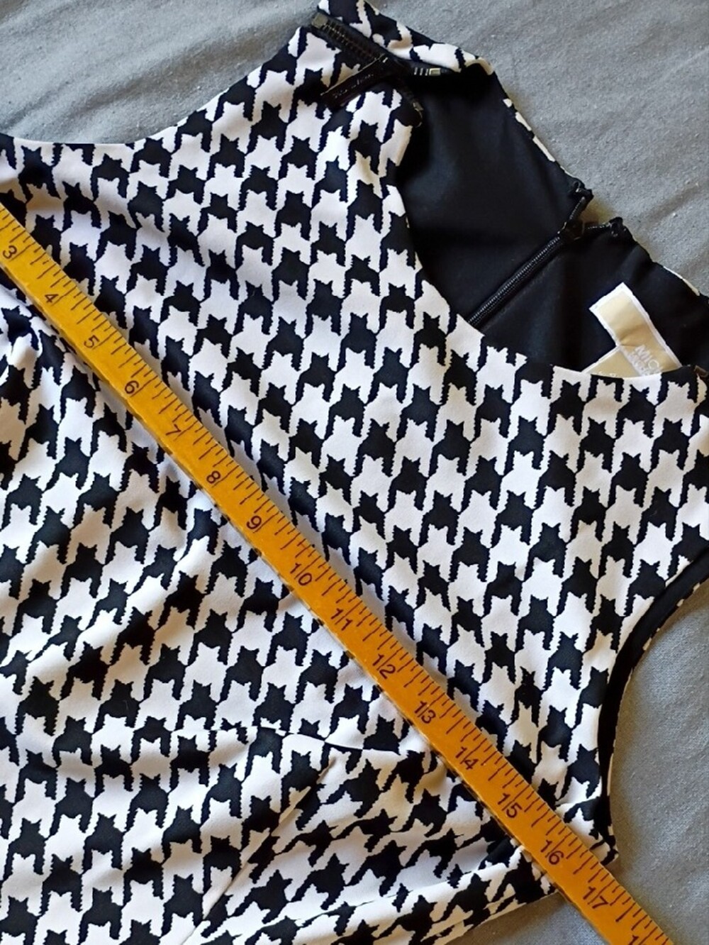 Michael Kors Black & White Houndstooth Sleeveless Mini Dress Size 4 - Picture 8 of 11